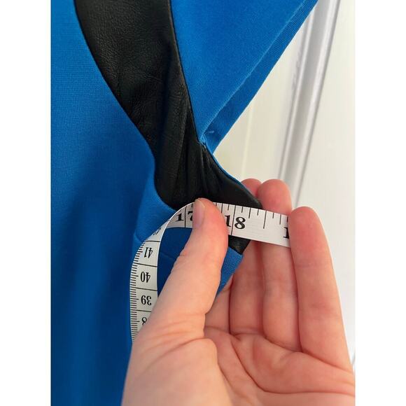 Diane Von Furstenberg Women's 12 Dress Blue Pele Leather Panel Mini Bodycon FLAW - Picture 11 of 16